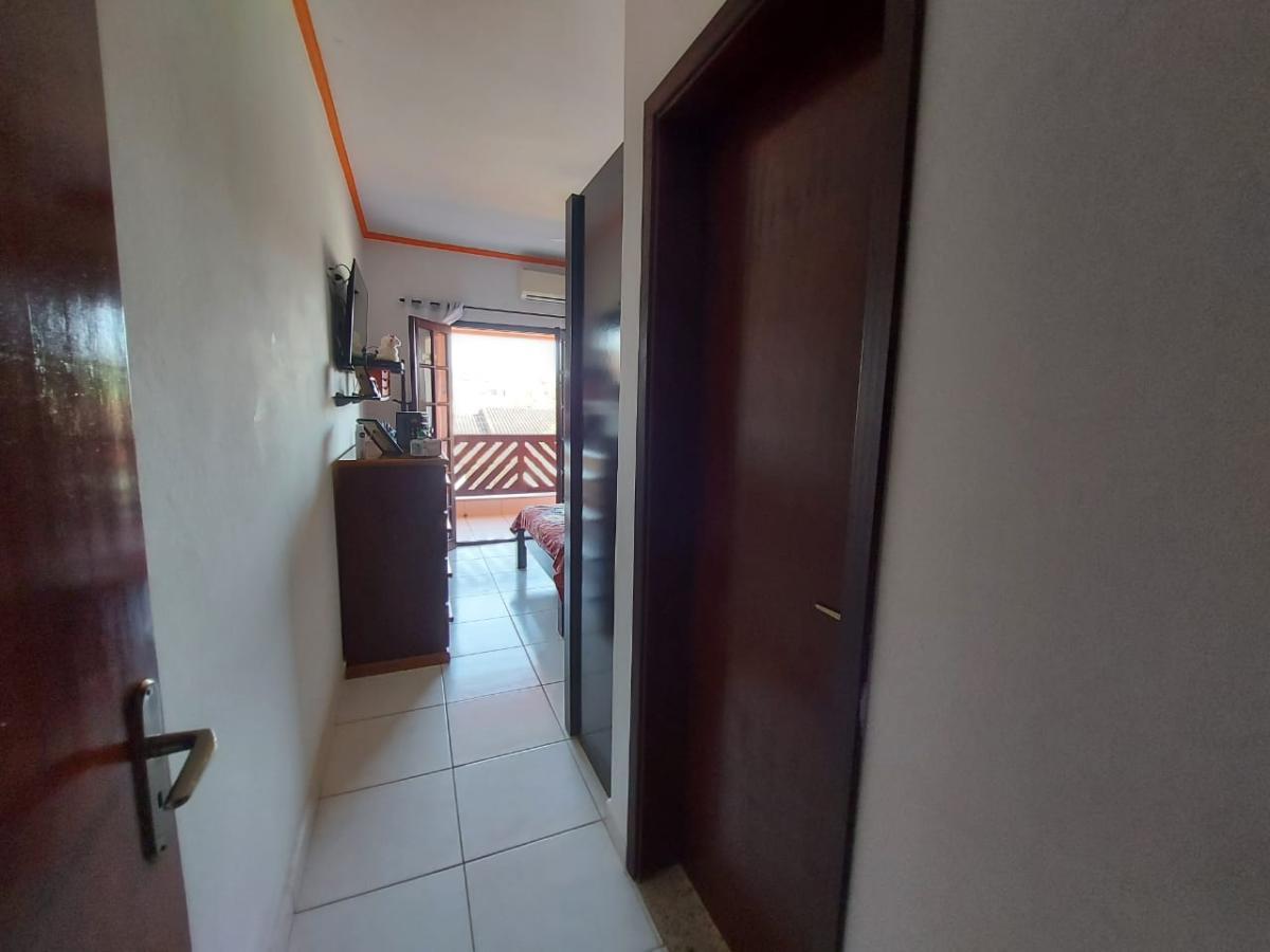 Casa à venda com 4 quartos, 276m² - Foto 13