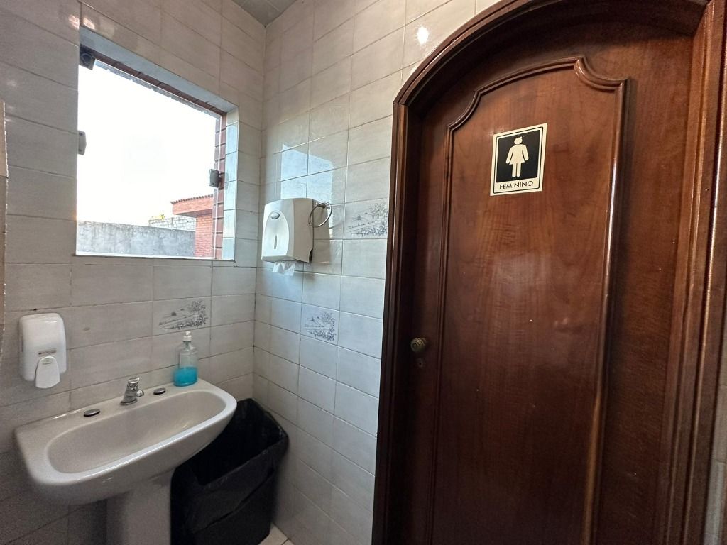 Sobrado à venda com 4 quartos, 251m² - Foto 50