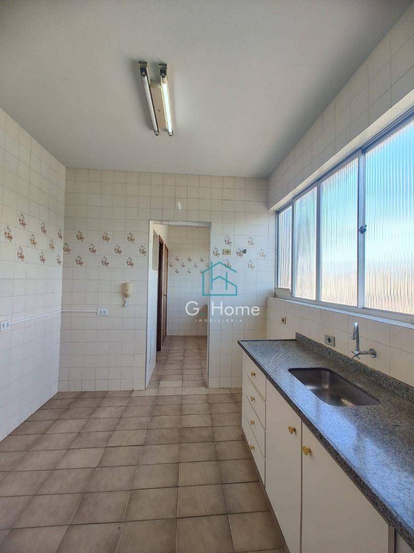 Apartamento à venda com 3 quartos, 101m² - Foto 7