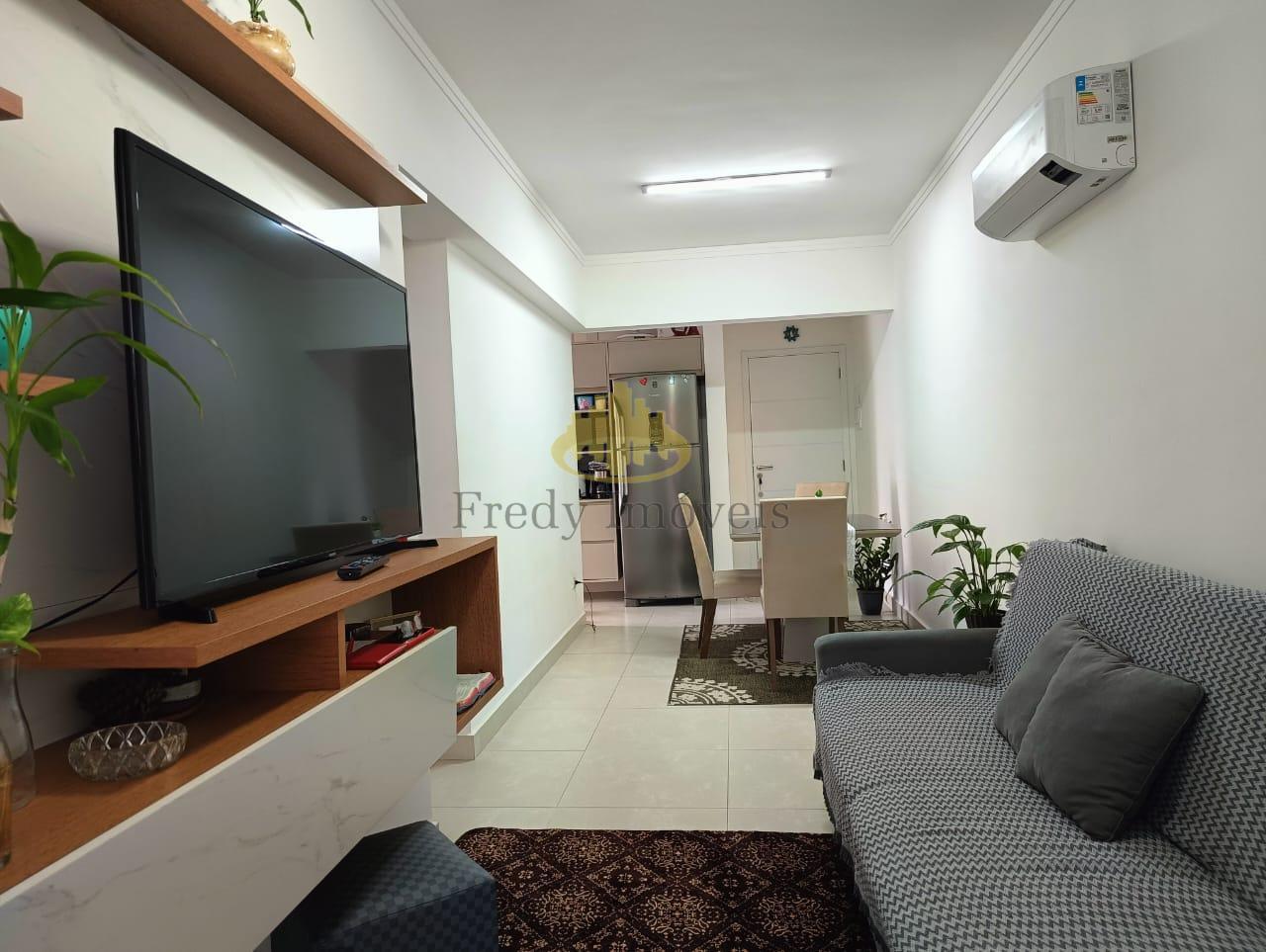 Apartamento à venda com 2 quartos, 64m² - Foto 1