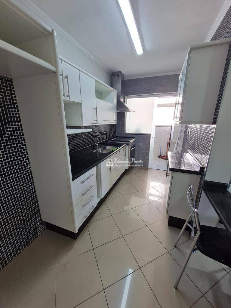 Apartamento à venda com 2 quartos, 90m² - Foto 4