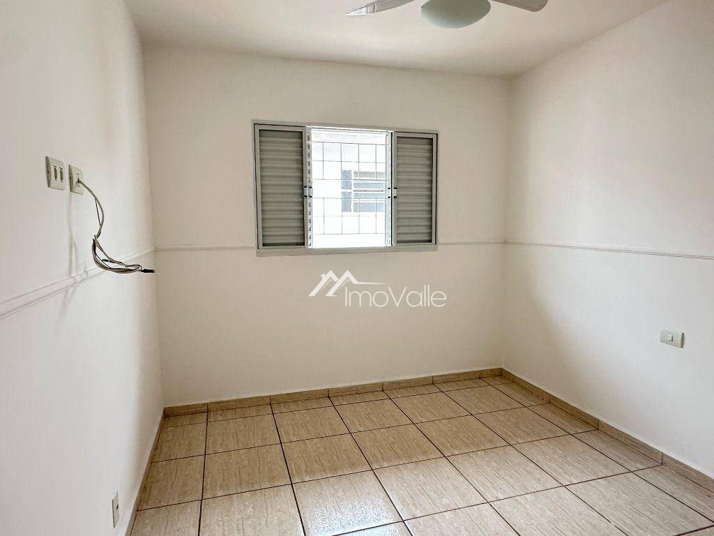 Casa para alugar com 3 quartos, 200m² - Foto 18