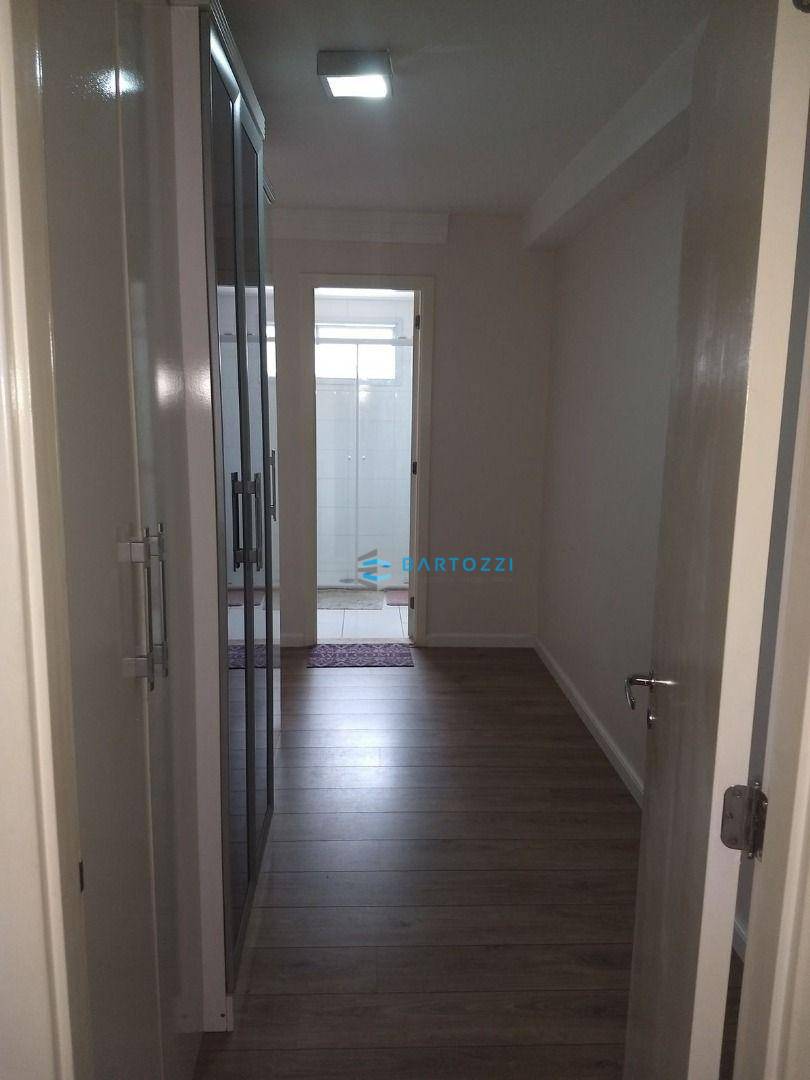 Apartamento à venda com 3 quartos, 165m² - Foto 9