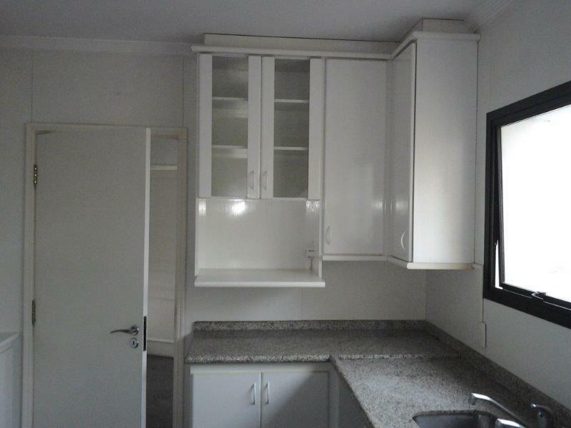 Apartamento para alugar com 4 quartos, 287m² - Foto 12