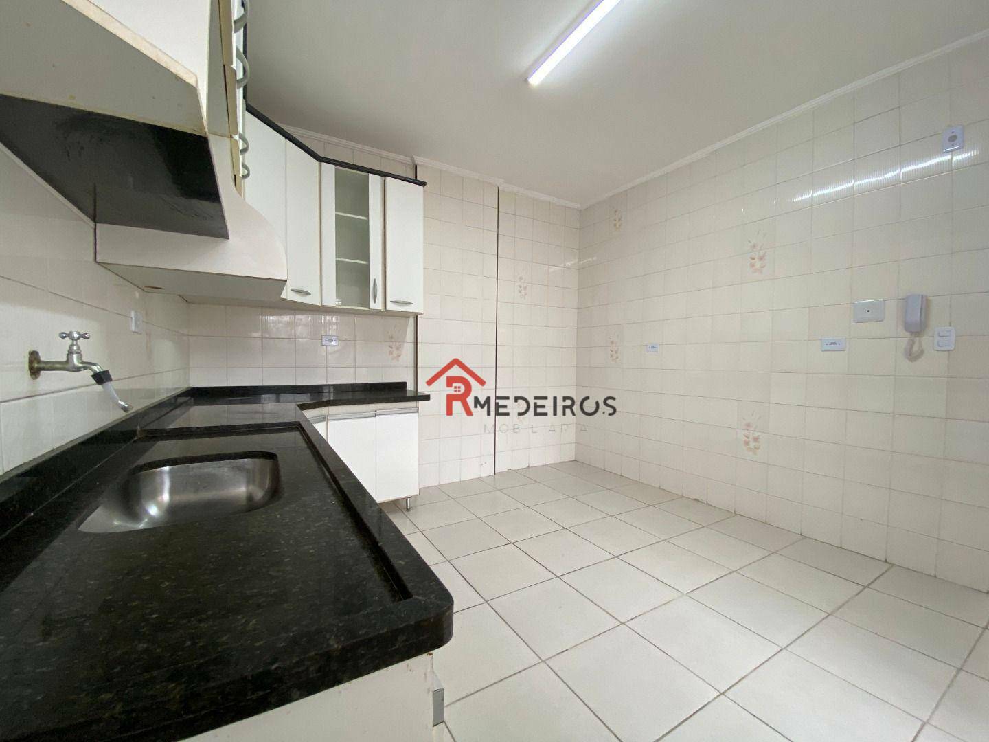 Apartamento à venda com 2 quartos, 82m² - Foto 9