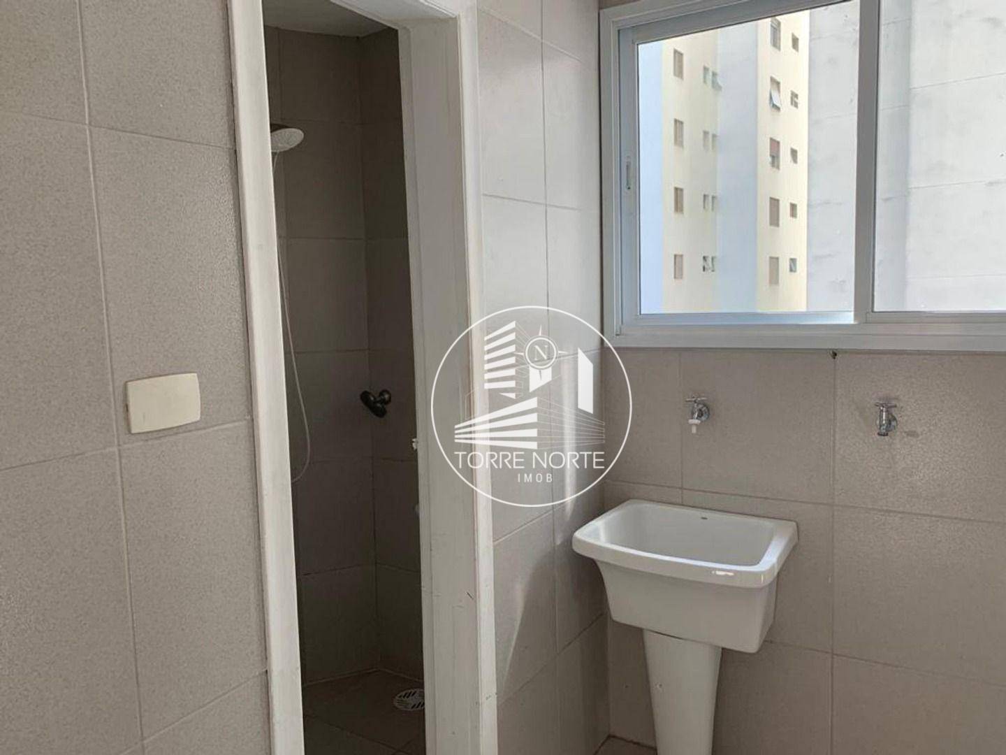 Apartamento à venda com 3 quartos, 144m² - Foto 11