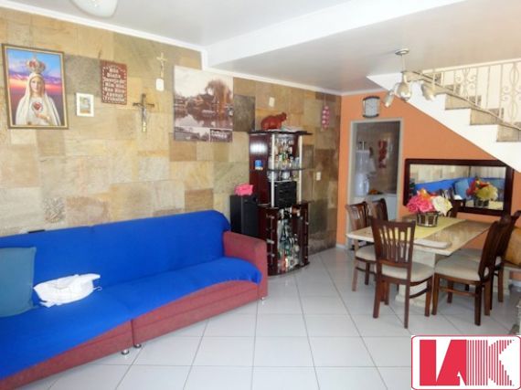 Sobrado à venda com 2 quartos, 120m² - Foto 3