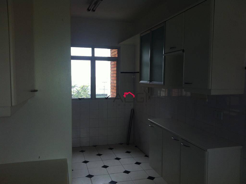 Apartamento à venda com 3 quartos, 145m² - Foto 14