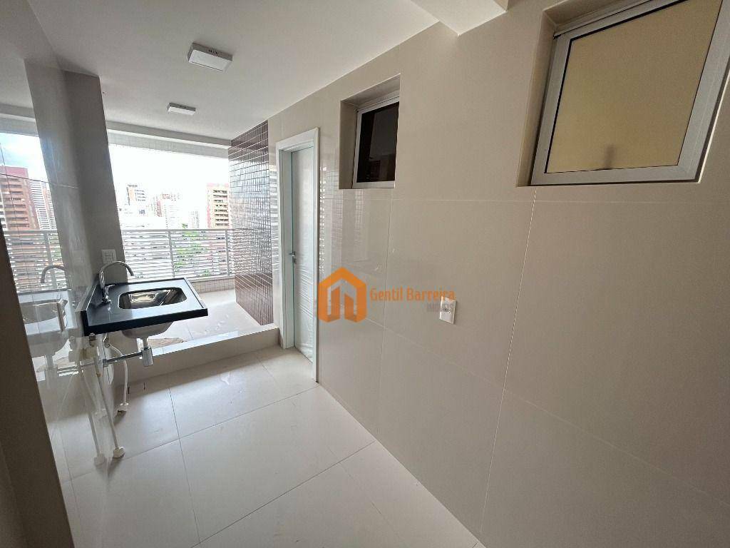 Apartamento à venda com 4 quartos, 231m² - Foto 6