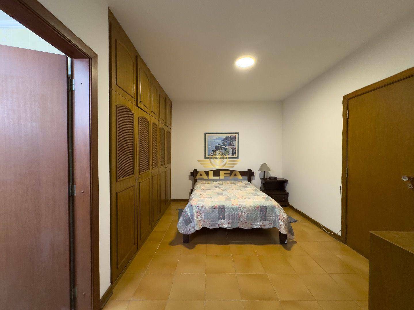 Apartamento à venda com 3 quartos, 134m² - Foto 9