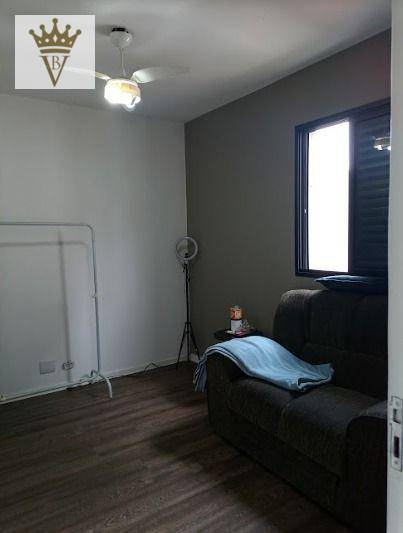 Apartamento à venda com 3 quartos, 98m² - Foto 10