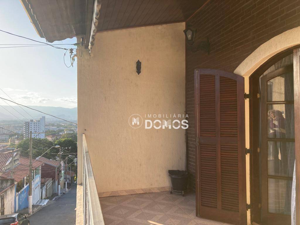 Casa à venda com 4 quartos, 136m² - Foto 10