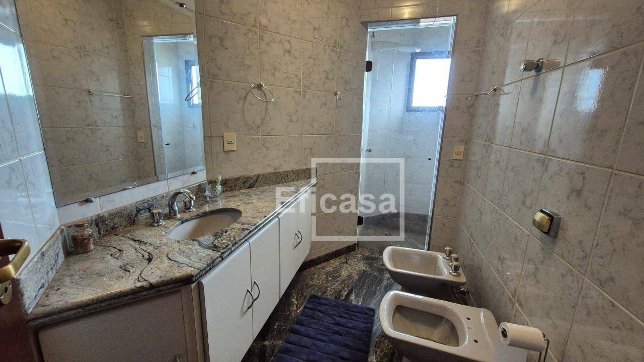 Cobertura à venda com 3 quartos, 260m² - Foto 17