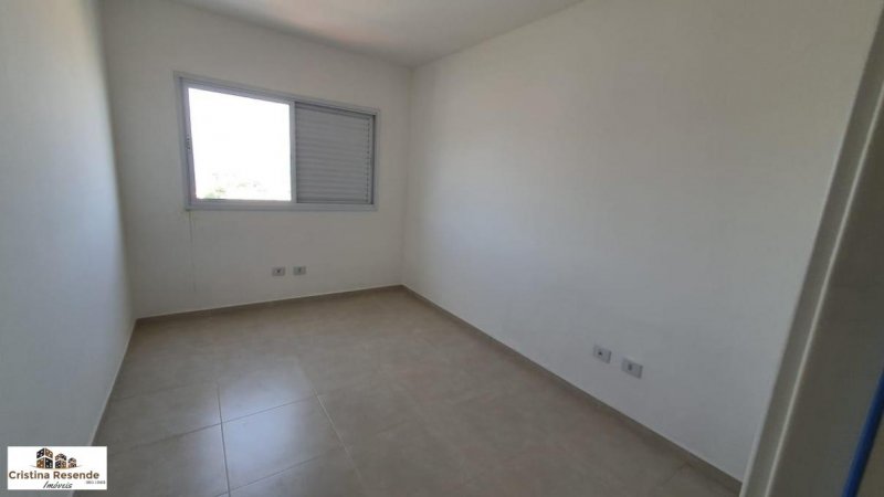 Apartamento à venda com 2 quartos, 77m² - Foto 9