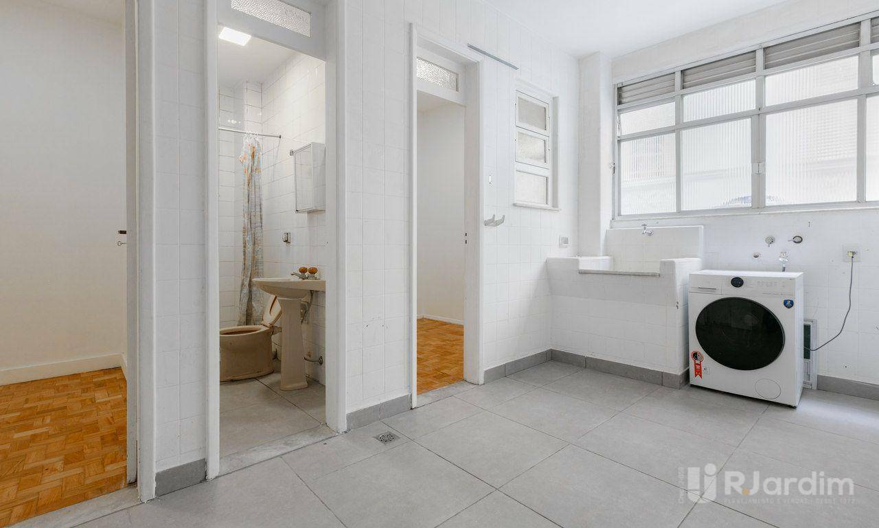 Apartamento para alugar com 3 quartos, 200m² - Foto 15