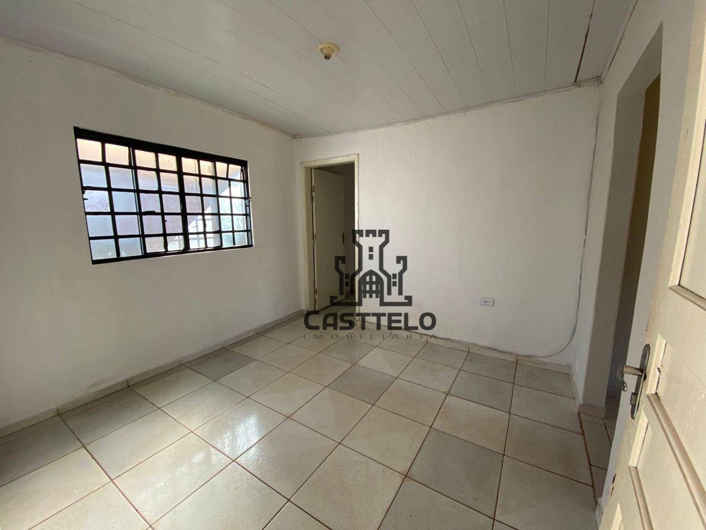 Casa à venda com 2 quartos, 70m² - Foto 3