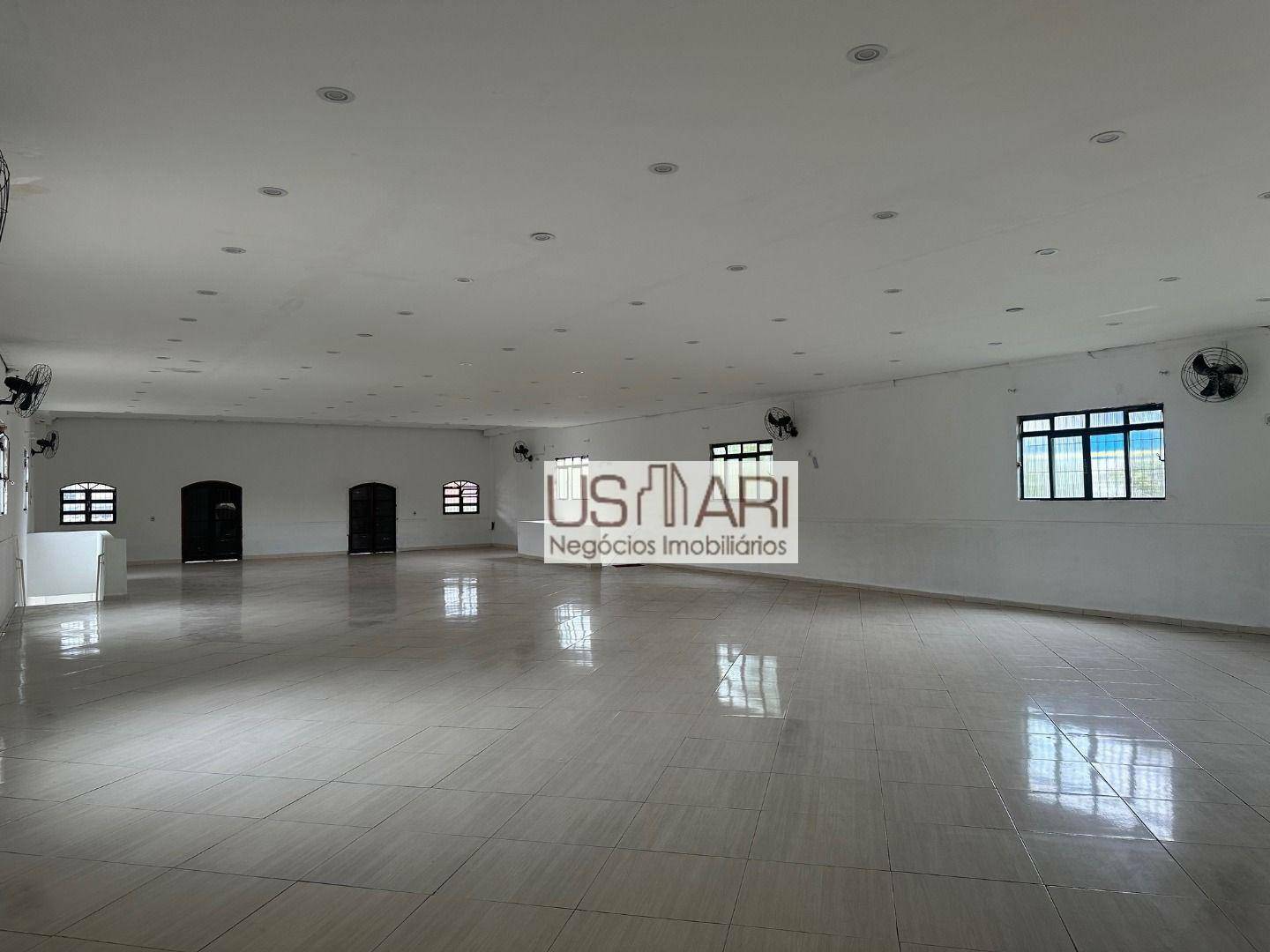 Loja-Salão para alugar, 300m² - Foto 1