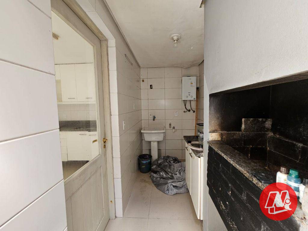 Sobrado à venda com 3 quartos, 100m² - Foto 9