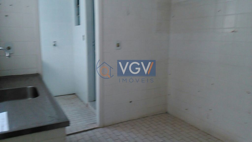 Apartamento para alugar com 2 quartos, 60m² - Foto 4