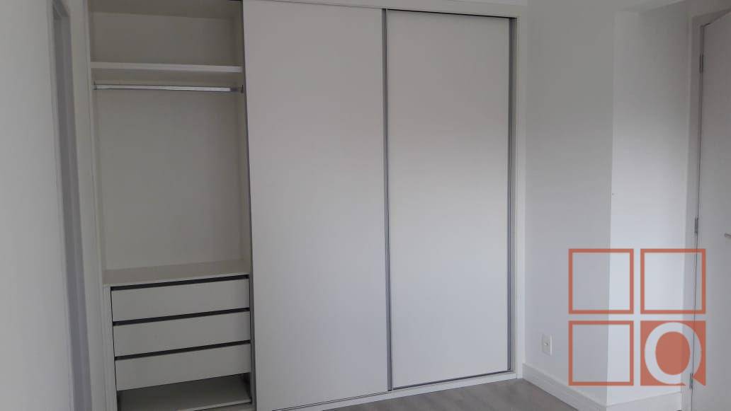 Apartamento à venda com 2 quartos, 69m² - Foto 17