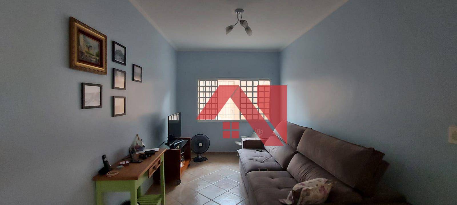 Casa à venda com 2 quartos, 152m² - Foto 2