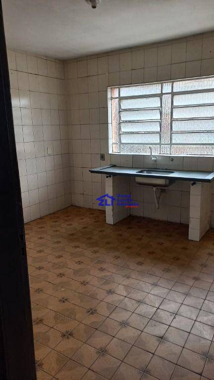 Casa para alugar com 3 quartos, 105m² - Foto 10