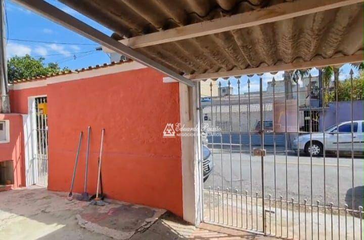 Casa para alugar com 2 quartos, 150m² - Foto 24