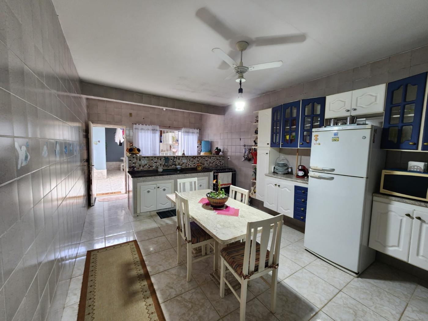 Casa à venda com 3 quartos, 153m² - Foto 3