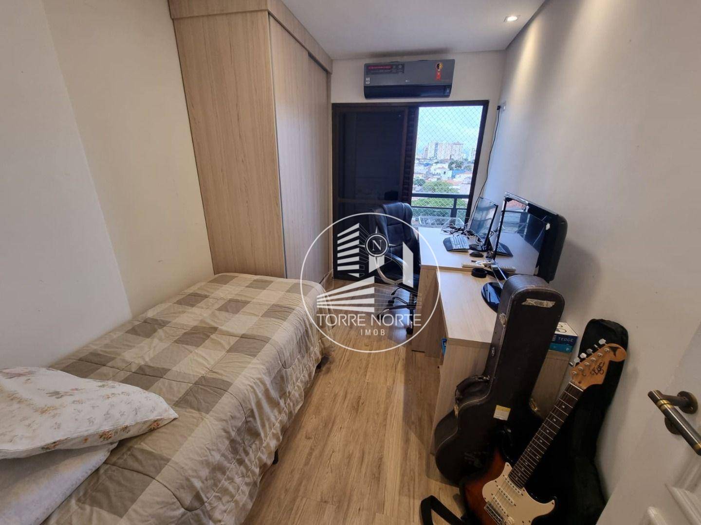 Apartamento à venda com 3 quartos, 145m² - Foto 4