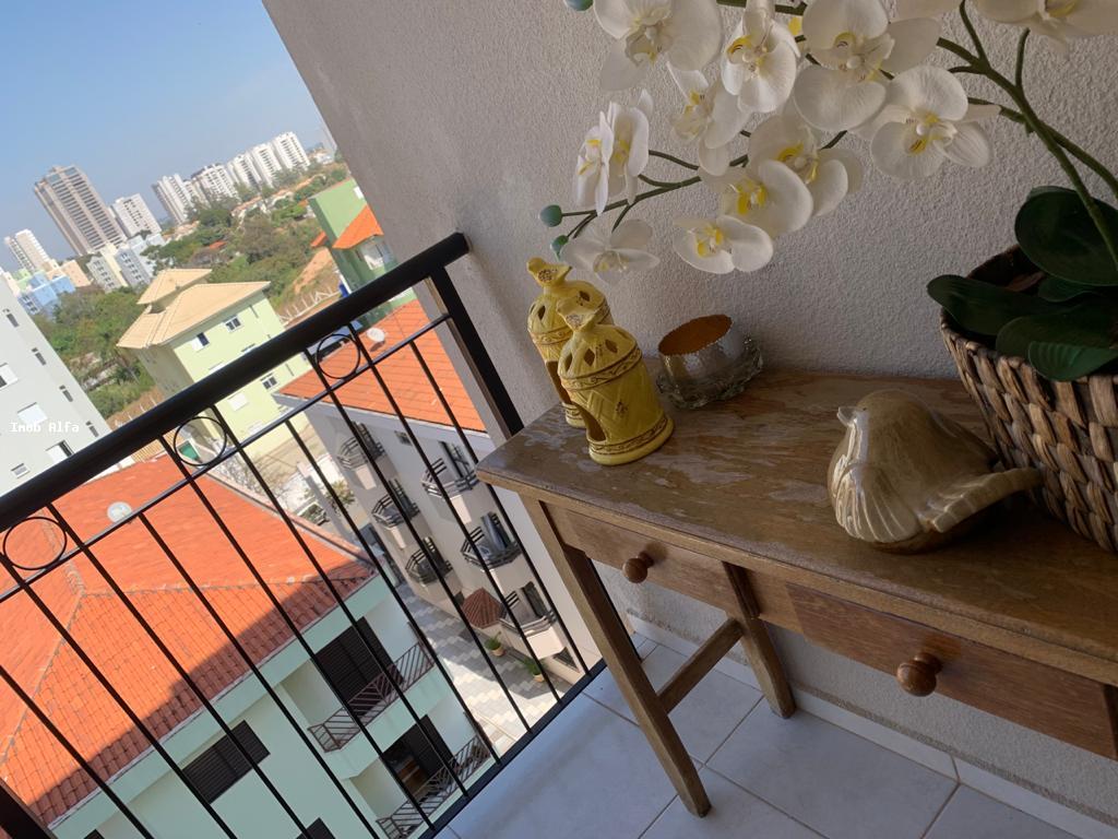 Apartamento à venda com 2 quartos, 70m² - Foto 3