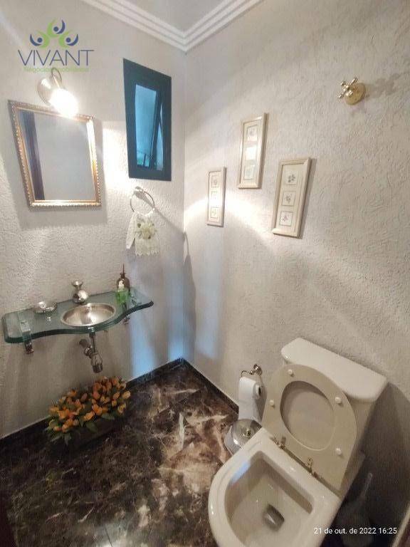 Apartamento à venda com 4 quartos, 256m² - Foto 5