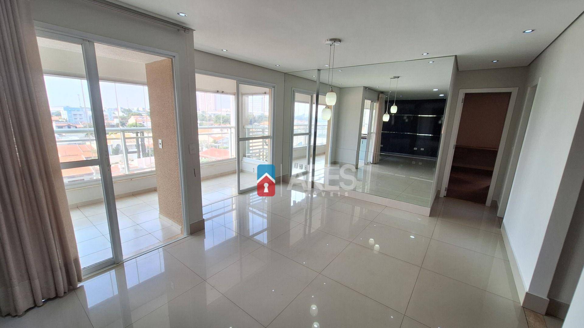 Apartamento para alugar com 4 quartos, 250m² - Foto 4