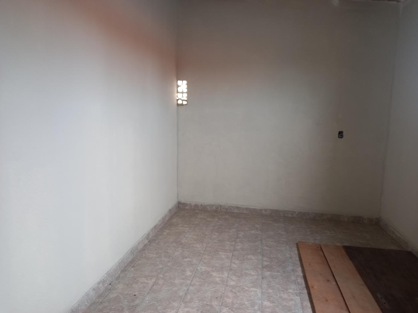 Casa à venda com 4 quartos, 250m² - Foto 14