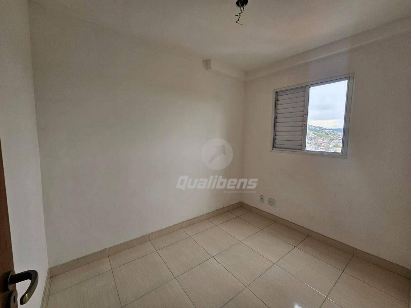 Apartamento à venda com 3 quartos, 50m² - Foto 9