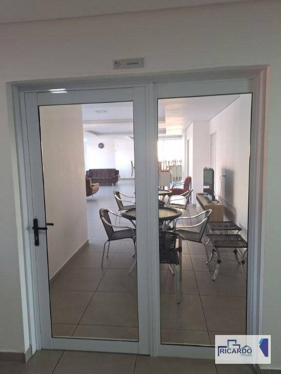 Apartamento à venda com 1 quarto, 50m² - Foto 20