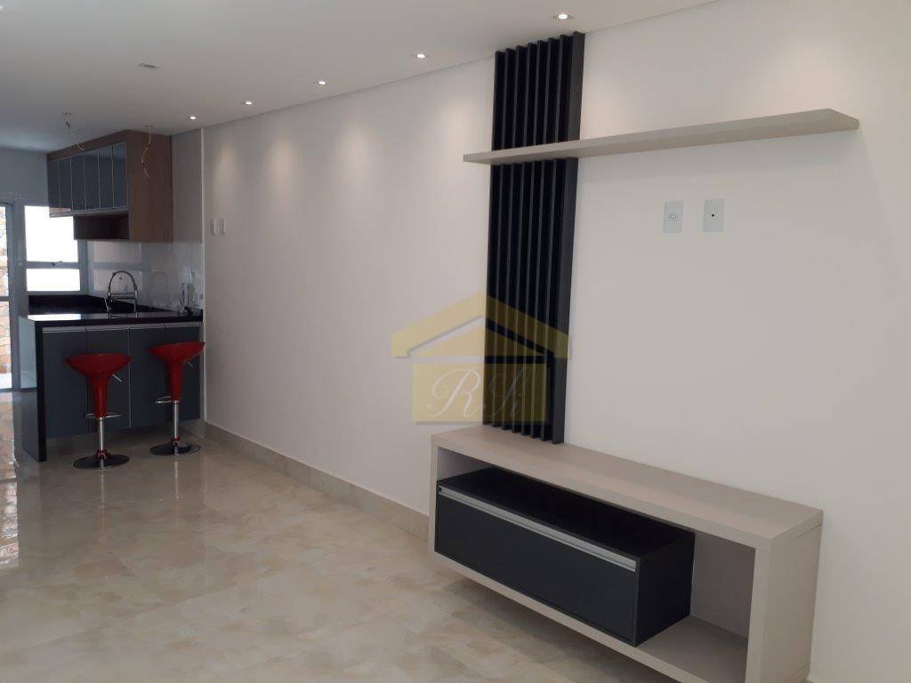 Sobrado à venda com 3 quartos, 125m² - Foto 1