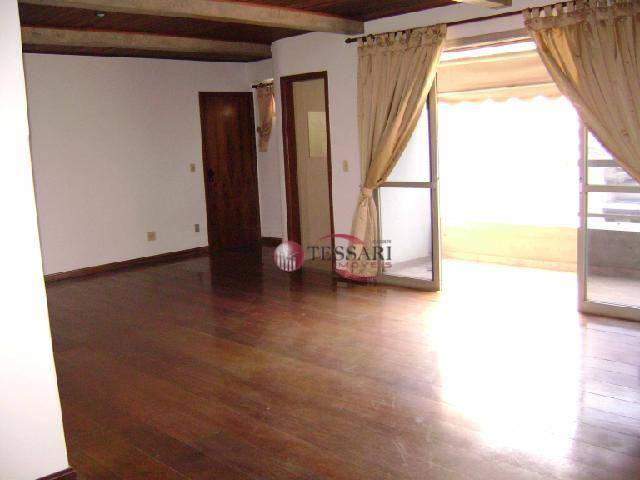 Apartamento para alugar com 3 quartos, 180m² - Foto 2