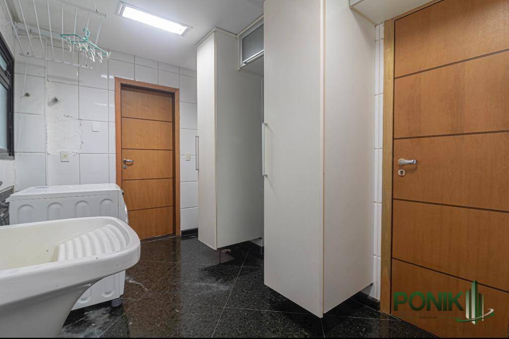 Apartamento à venda com 4 quartos, 250m² - Foto 34