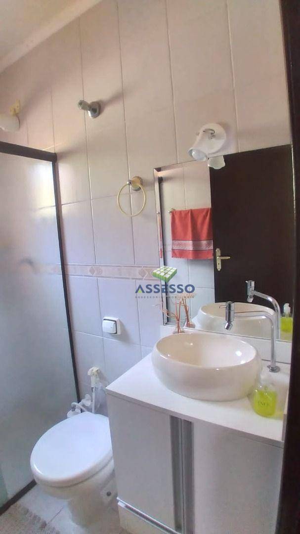 Casa à venda com 3 quartos, 185m² - Foto 38