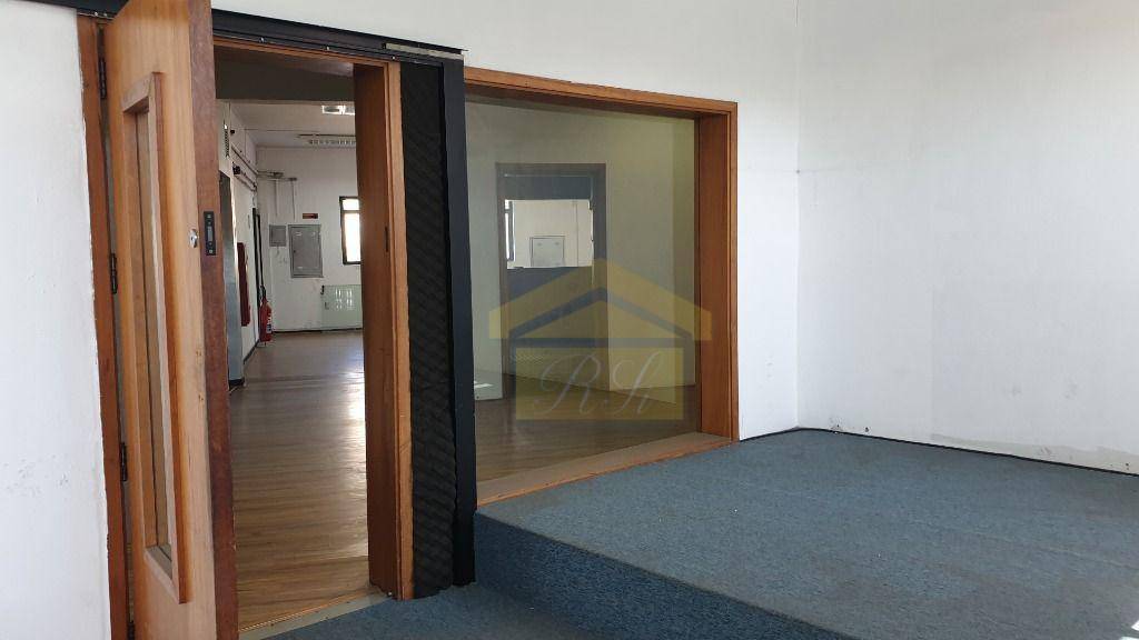 Prédio Inteiro à venda e aluguel, 1800m² - Foto 15