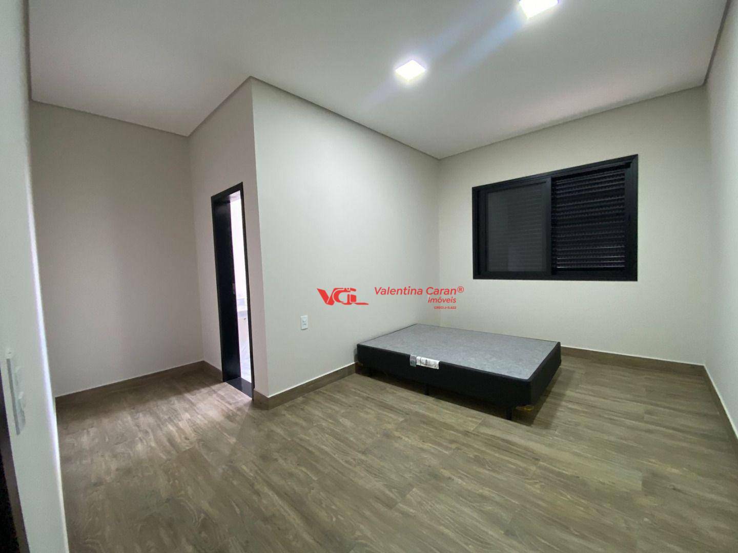 Casa de Condomínio à venda com 3 quartos, 390m² - Foto 17