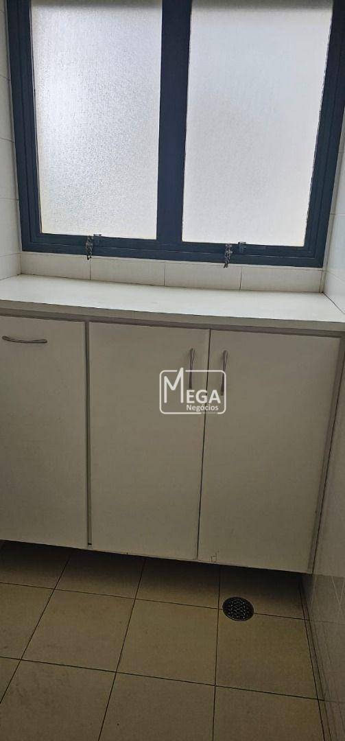 Apartamento à venda com 2 quartos, 64m² - Foto 4