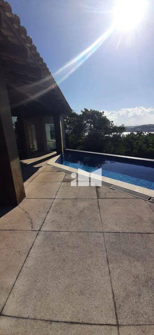 Casa à venda com 4 quartos, 421m² - Foto 2