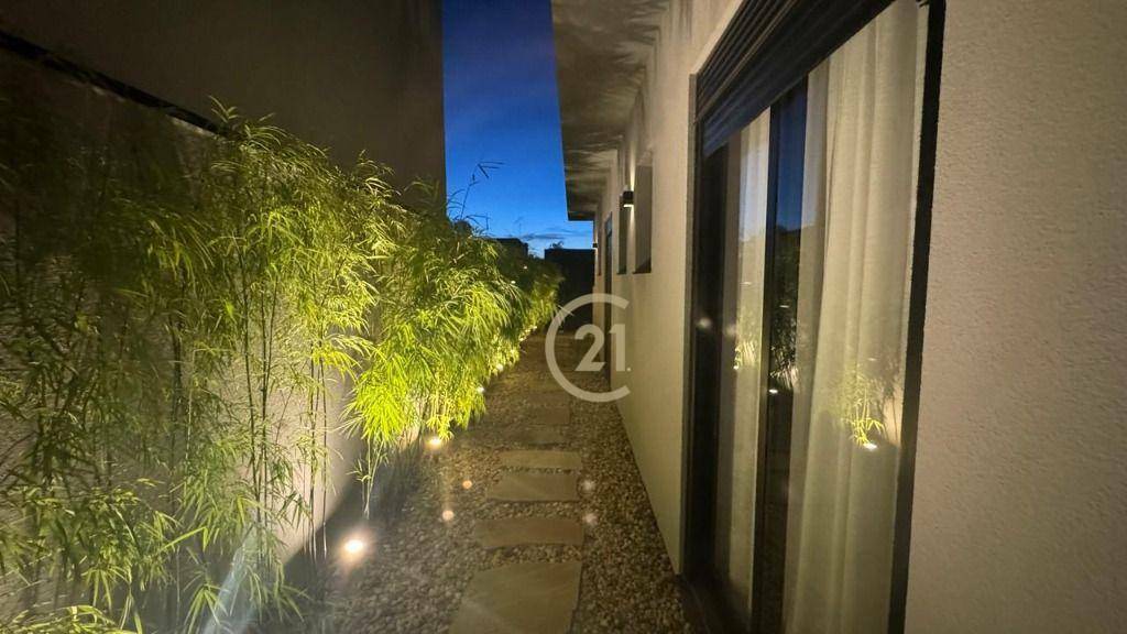 Casa de Condomínio à venda com 4 quartos, 225m² - Foto 27