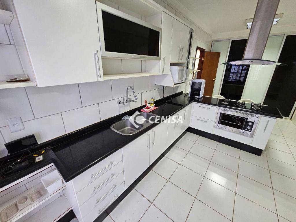 Chácara à venda com 4 quartos, 931m² - Foto 58