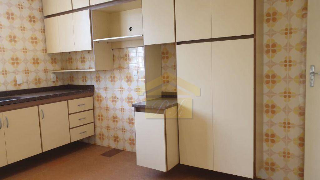 Sobrado à venda com 4 quartos, 180m² - Foto 5