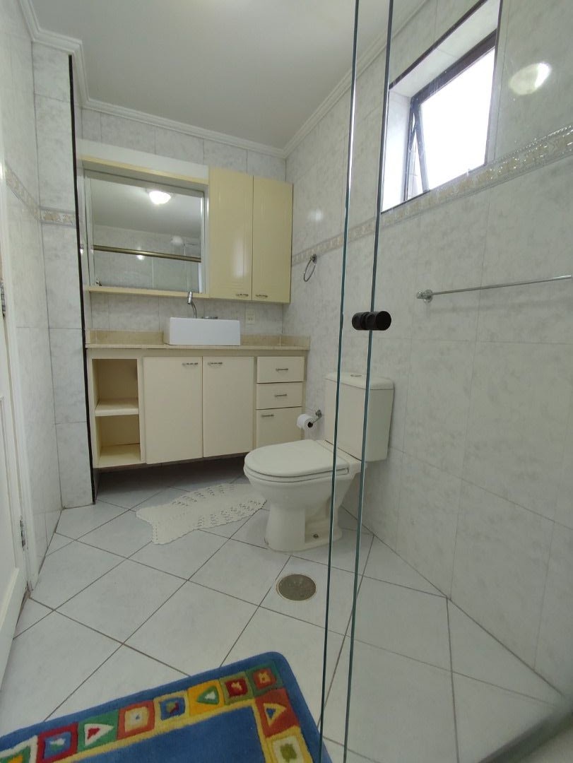 Apartamento à venda com 4 quartos, 150m² - Foto 17