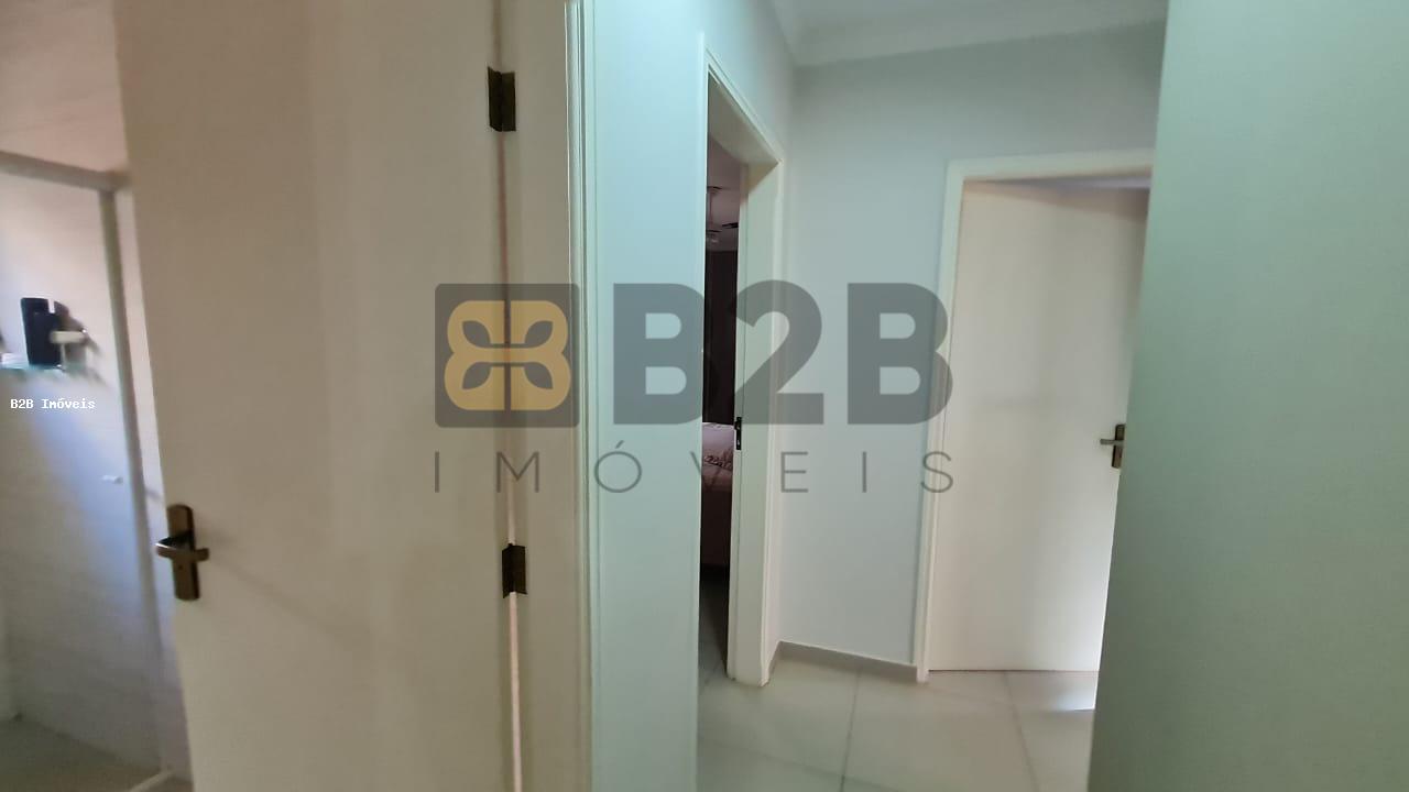 Casa à venda com 3 quartos, 210m² - Foto 16