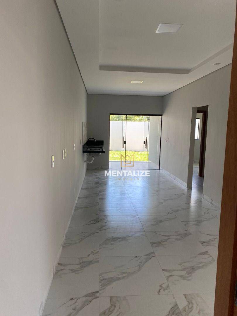 Casa à venda com 3 quartos, 95m² - Foto 8