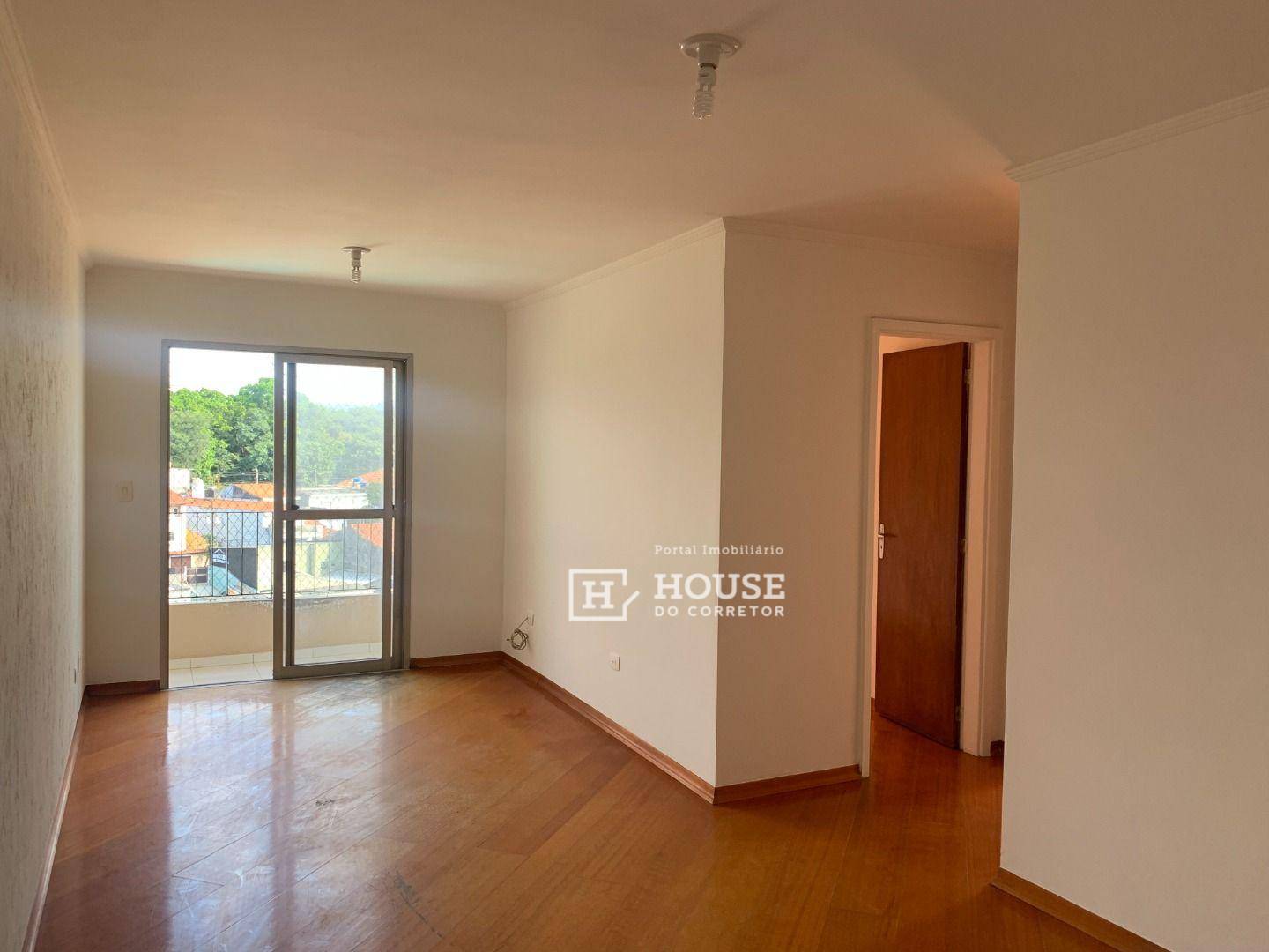 Apartamento à venda com 2 quartos, 73m² - Foto 2